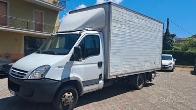 Iveco35c12 sponda idraulica