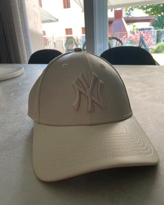 Cappello New-York Yankees bianco effetto  pelle