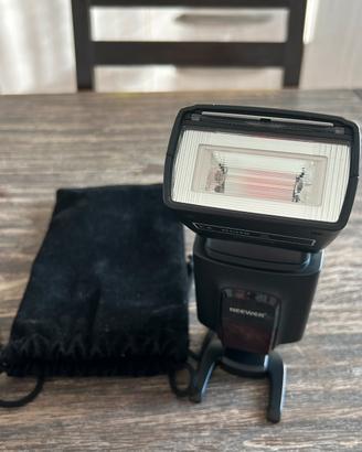 Neewer TT560 Speedlight