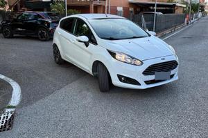 Fiesta 12 60 cv