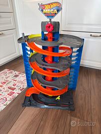 Mega garage Hot Wheels