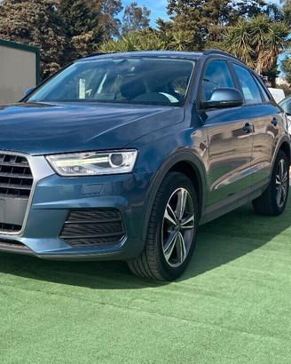 Audi Q3 2.0 TDI 150 CV BUSINESS