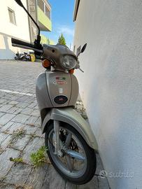 Aprilia Scarabeo 50-2000