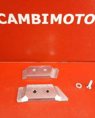 PIASTRE MONTAGGIO BLOCCA CASCO BMW R1200GS