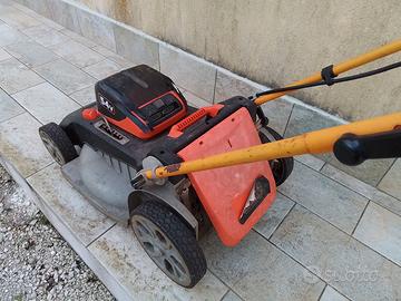 Rasaerba a batteria Black & Decker