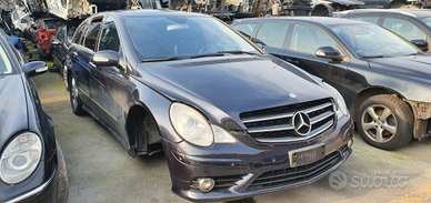 Ricambi Mercedes R320 cdi 2009