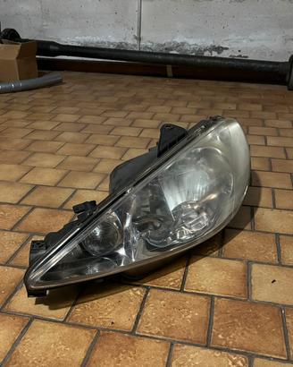 Fanale anteriore sx peugeot 206 2007
