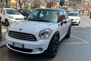 Mini countrymen