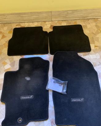 Tappetini originali Mazda 6 neri usati