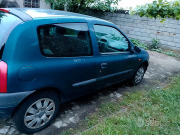 Renault Clio del 99 