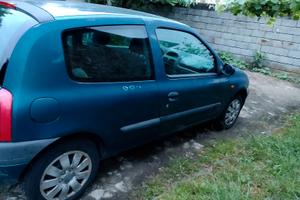 Renault Clio del 99 