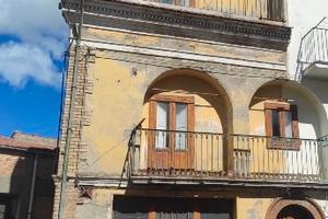 Casa indipendente praticamente regalata.