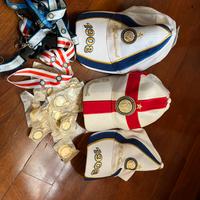 Gadget, sciarpe e cappellino