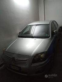 TOYOTA Avensis 2.2 D-4D 16V