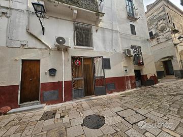 Via D'Alessandro , Intero stabile