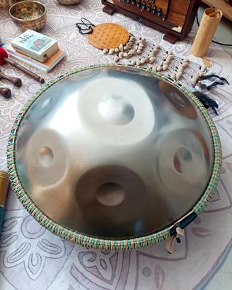 Handpan artigianale "Bertelli" in Stainless D Maj