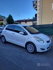 Toyota yaris 1.3 benzina 101 cv