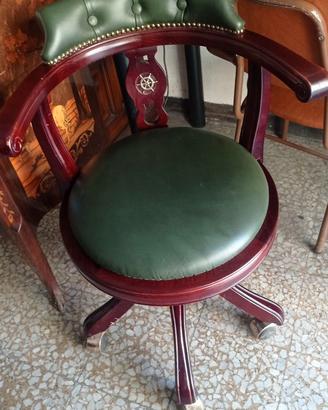 Bella poltroncina girevole 120€ trattabili