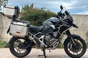Triumph tiger 1200 gt explorer 06/23 km 23000