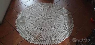 tovaglia rotonda fatta a mano a uncinetto pezzo un