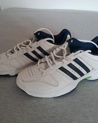 Scarpe Adidas numero 42