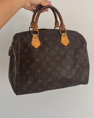 Louis Vuitton speedy