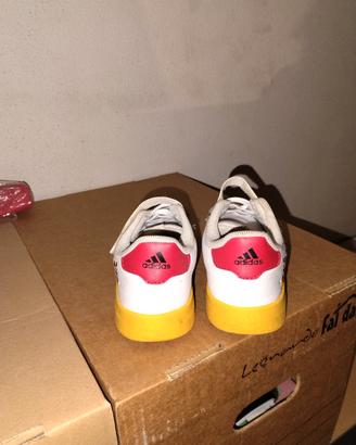 scarpe Adidas n 33