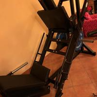 Combinata Leg Press / Hack Squat