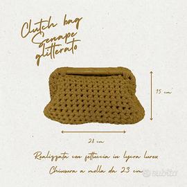 Clutch bag all’uncinetto senape glitterato