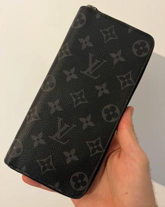 Louis Vuitton Portafogli Zippy monogram Eclipse.