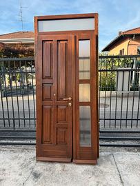 Porta blindata con telaio in legno