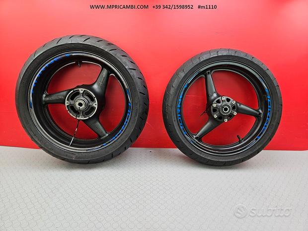 Subito CERCHI CERCHIO HONDA HORNET 900 2002 2003 CB 2004 Presa