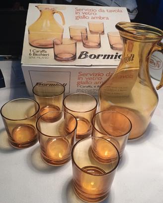 bicchieri con caraffa ambra 
