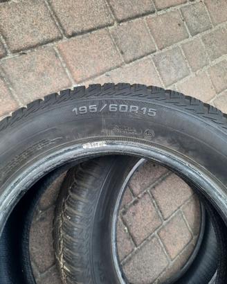 Gomme invernali 195/60R15 88T