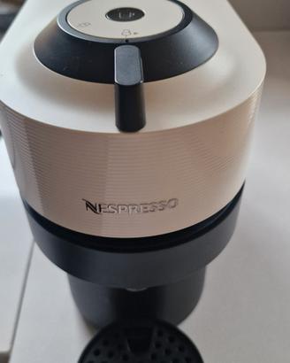 Macchina del Caffè Nespresso Vertuo