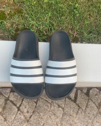 Ciabatte Adidas n. 37