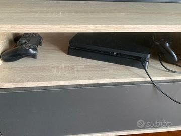 Playstation 4  con 2 joystick, 500 gb
