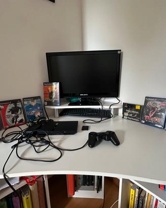 Ps2slim+ giochi+ monitor FULL HD + scrivania