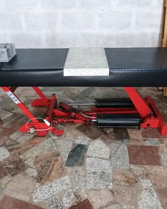 Ponte solleva moto e scooter ad aria OMCN 196/B