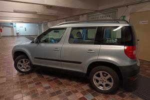 SKODA YETI 4X4 2000cc GANCIO TRAINO