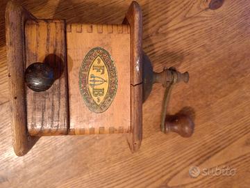 macinino caffè tre spade