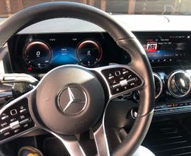 MERCEDES BENZ CLASSE B 180 d come nuova