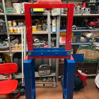 Pressa idraulica 6t 250bar