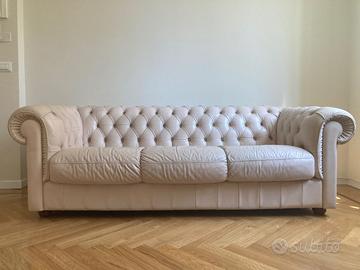Divano Chesterfield 3 posti