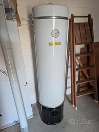 Boiler/Scaldabagno a LEGNA quasi nuovo