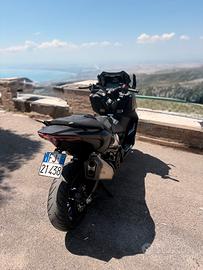 TMAX 560 ICON BLACH TRATTABILE