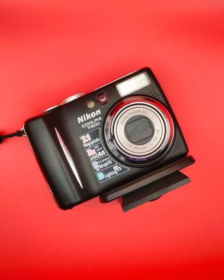 Nikon Coolpix 7900 Fotocamera Compatta | Anno 2005