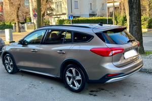 Ford focus active sw autom