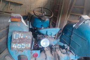 trattore ford major da frutteto
