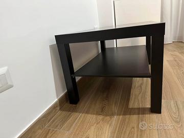 Tavolino da salotto Ikea.